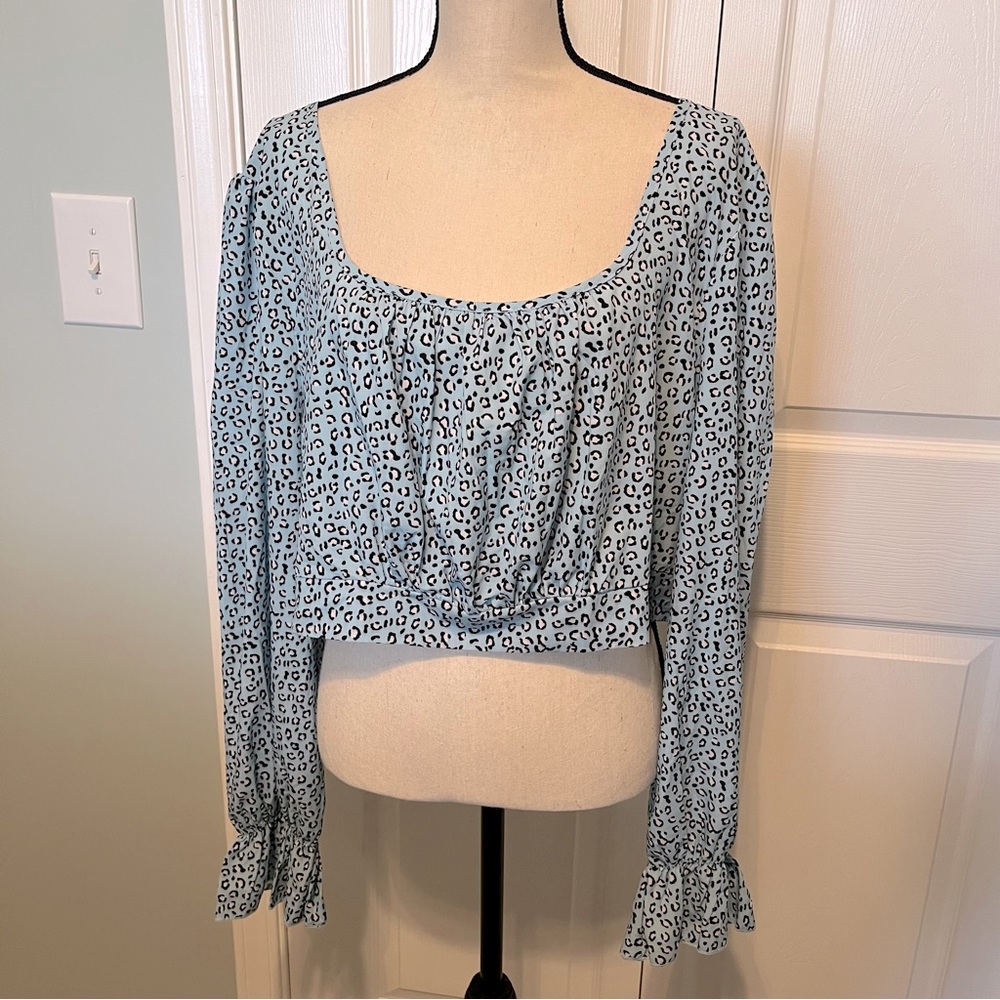 Shein Curve‎ Womens Size 4XL Blue Long Sleeve Crop Top Cheetah Leopard Coquette